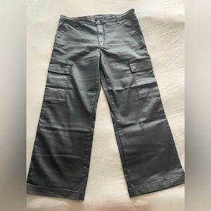 Mavi polished denim cargo cropped straight leg fit.